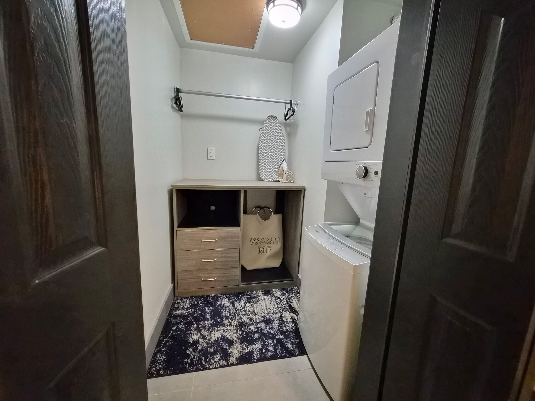 In-Unit Laundry - 1513 Truman Rd