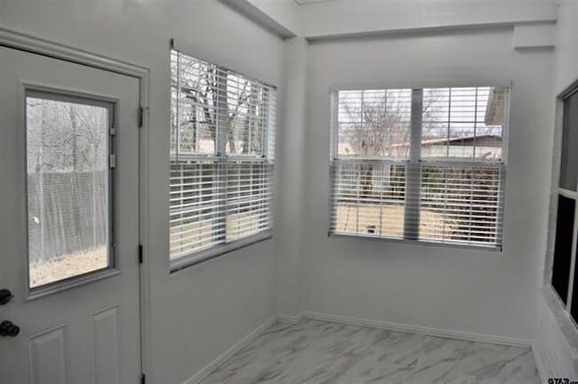 Building Photo - 5141 Avenham Ct