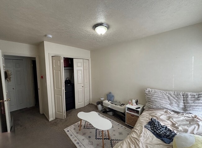 Building Photo - 112 W 1230 N