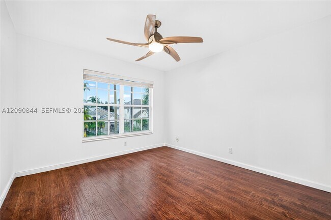 Building Photo - 5868 N Plum Bay Pkwy