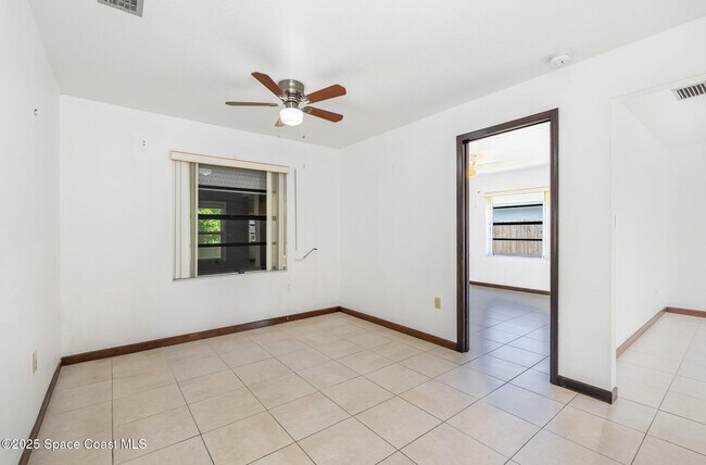 Building Photo - 178 Cinnamon Lake Cir