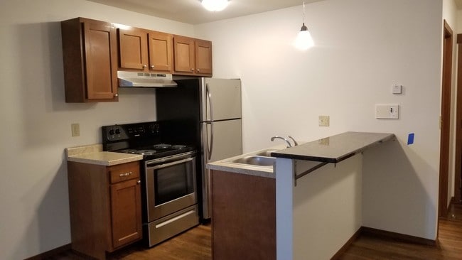 Building Photo - The Metro On Vine