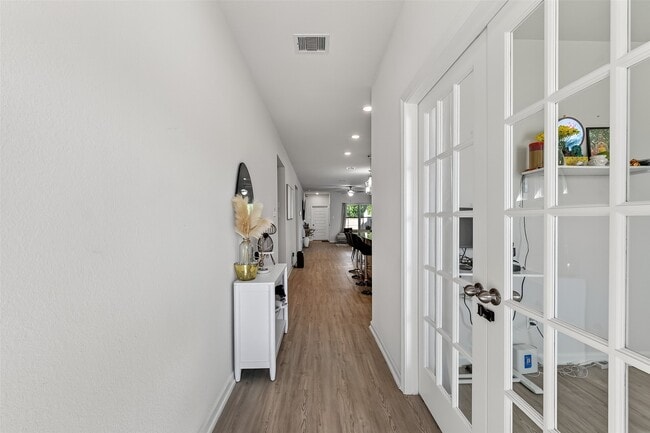 Building Photo - 3318 Brushy Marsh Dr