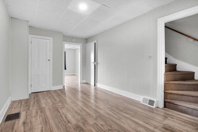 Building Photo - 276 W St Joseph St