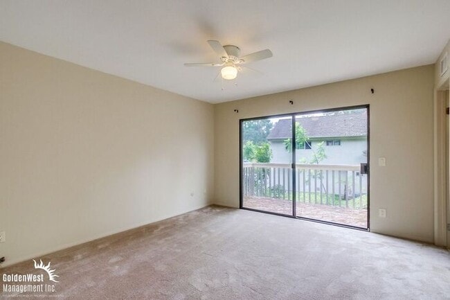 Building Photo - Beautiful Condo 2Bdm 2.5 Ba in the Heart o...