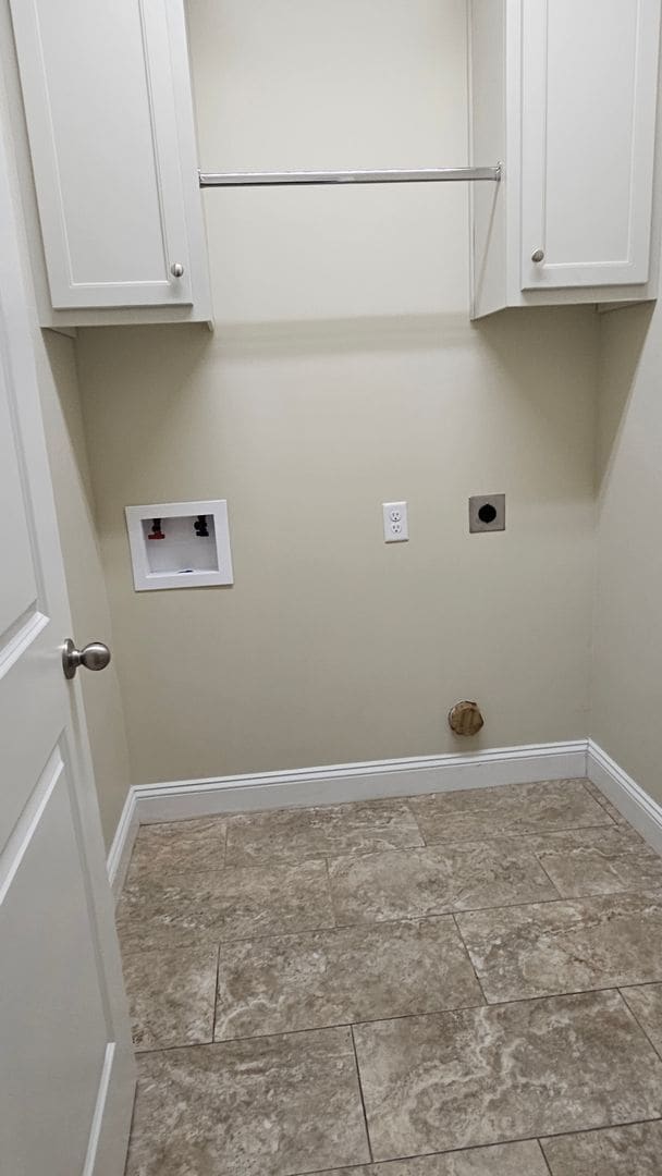 Building Photo - Knights Landing four bedroom home