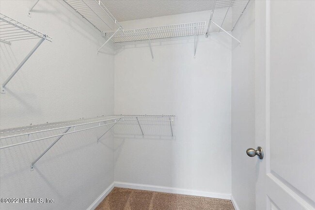 Building Photo - 213 Larkin Pl