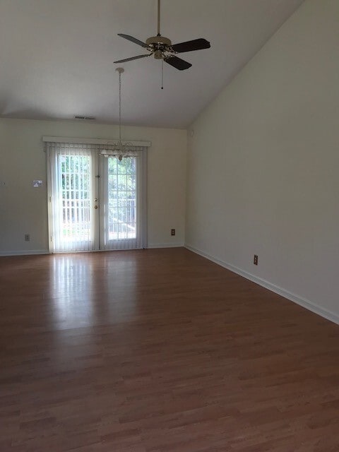 Building Photo - Coming Soon! 1 Bed / 1 Bath North Durham T...