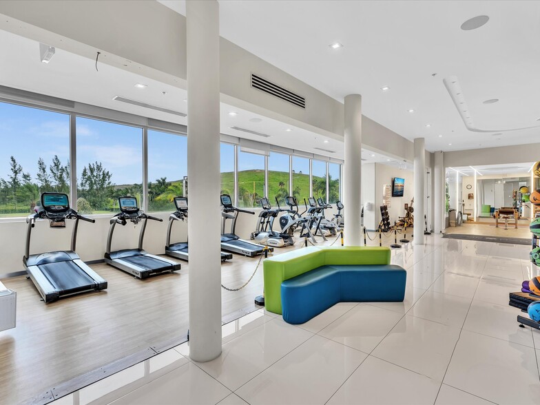 Building Photo - 6410 NW 102nd Path