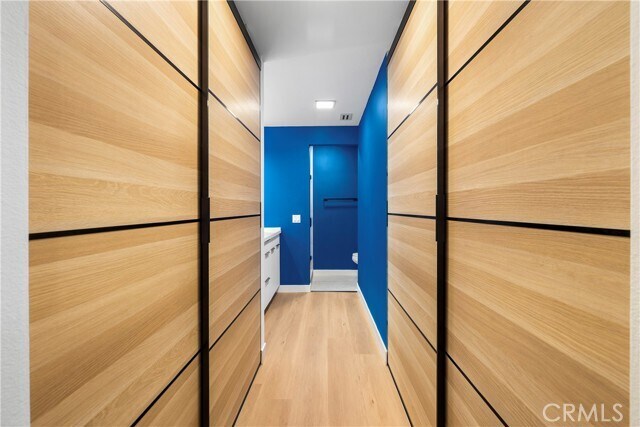 Building Photo - 421 E Balboa Blvd