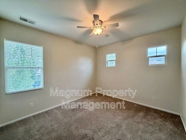 Building Photo - 40382 Corrigan Pl