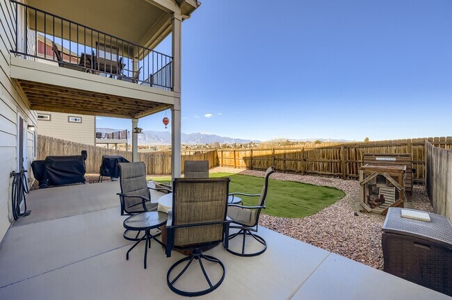 Building Photo - 6867 Passing Sky Dr