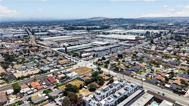 Building Photo - 1139 Turnbull Canyon Rd