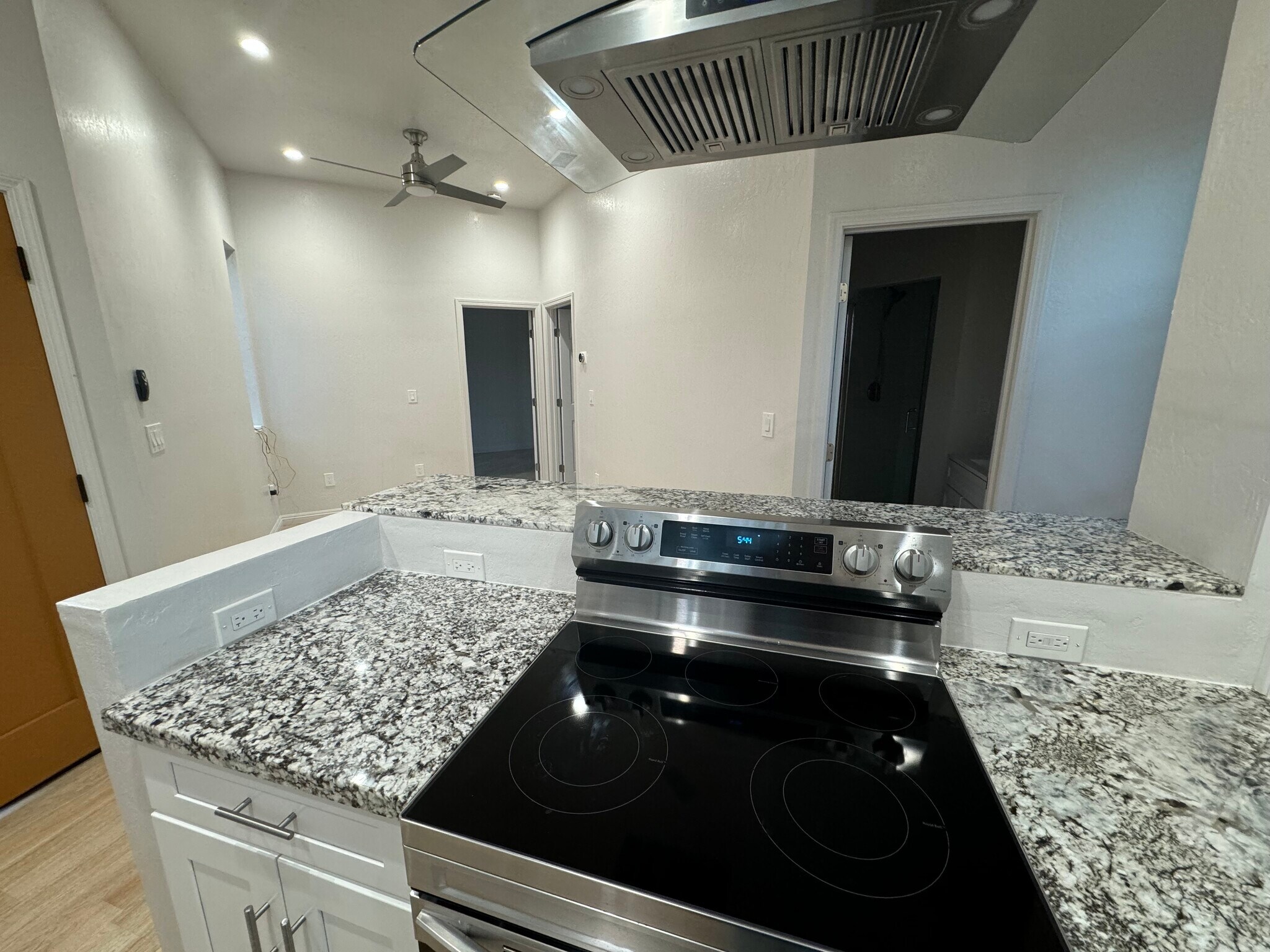 Building Photo - 1143 Madera Ct