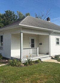 Building Photo - 1102 Dodge Ave