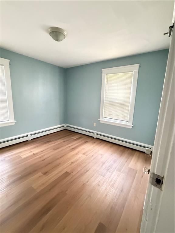 Building Photo - 694 Killingly St