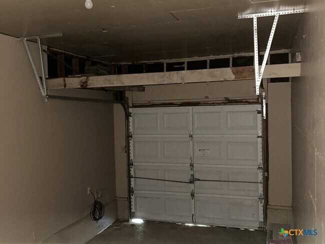 Building Photo - 1504 Redondo Dr