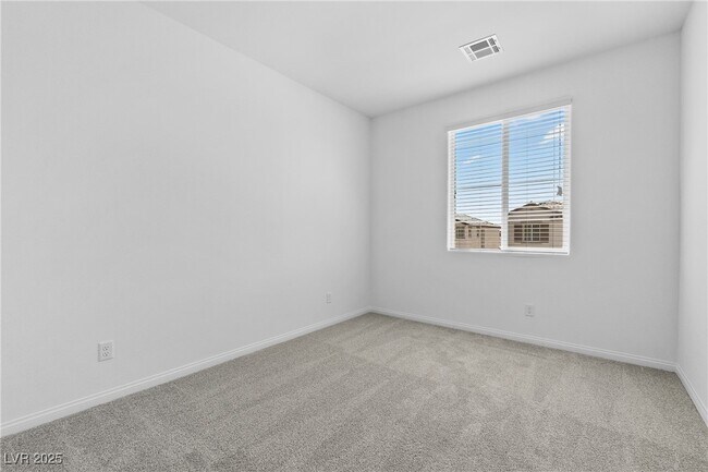 Building Photo - 966 Ferodale Ave