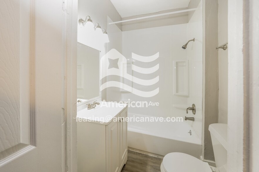 Building Photo - 31 Fair Pl