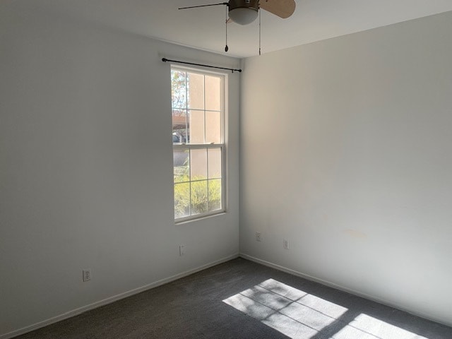 Building Photo - 310 Eas - 1Unit 8-