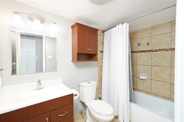 Building Photo - 5409 Slay Dr