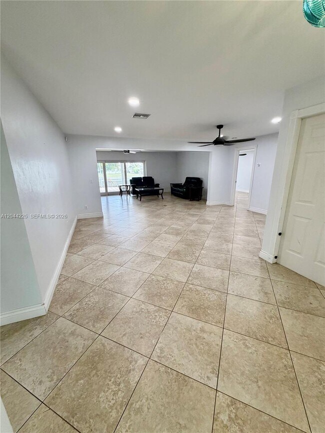 Building Photo - 4348 S Atlantic Cir