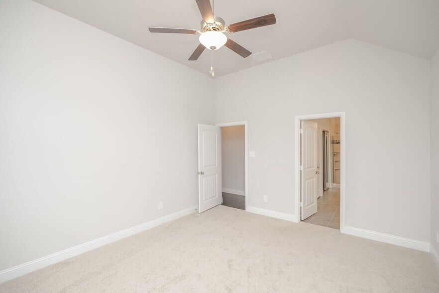 Building Photo - 9322 Middleground Pl