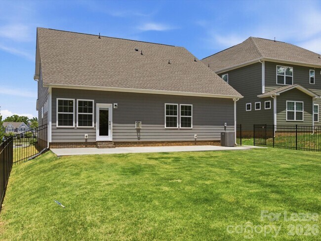 Building Photo - 1012 Whipcord Dr