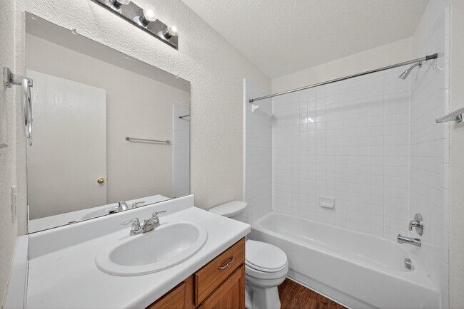 Building Photo - 4935 Dahlia Terrace