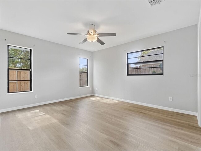 Building Photo - 766 91st Ave N