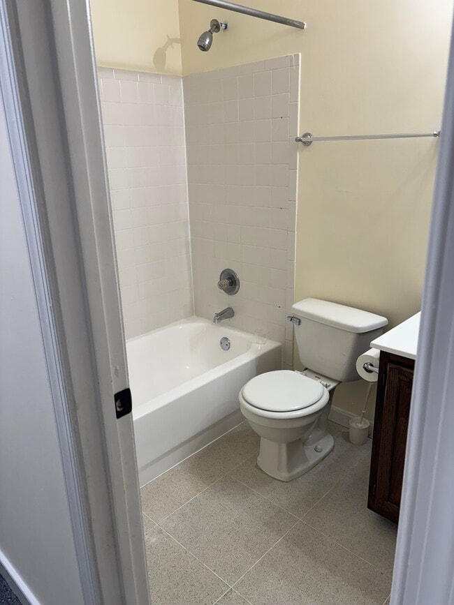 Building Photo - 4150 Crab Apple Ct