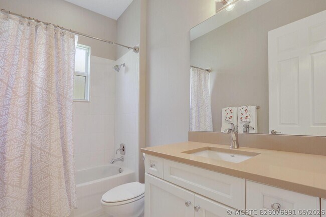 Building Photo - 8942 SW Pepoli Way