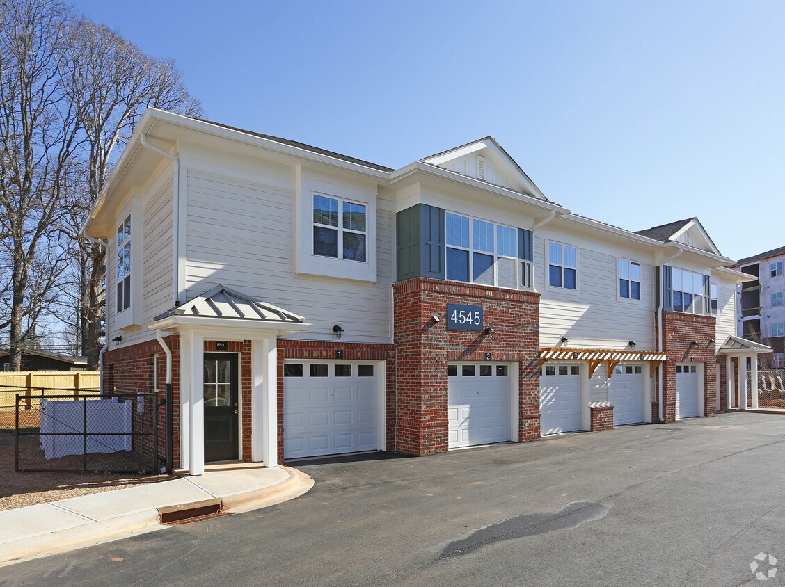 Pointe At Prosperity Village Apartments Charlotte Nc Apartment Finder