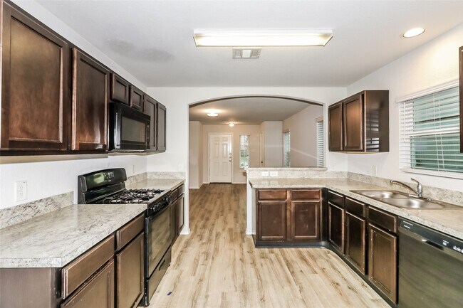 Building Photo - 24442 Treviso Gardens Dr