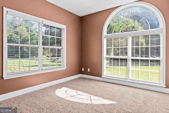 Building Photo - 1141 Whispering Lakes Trail