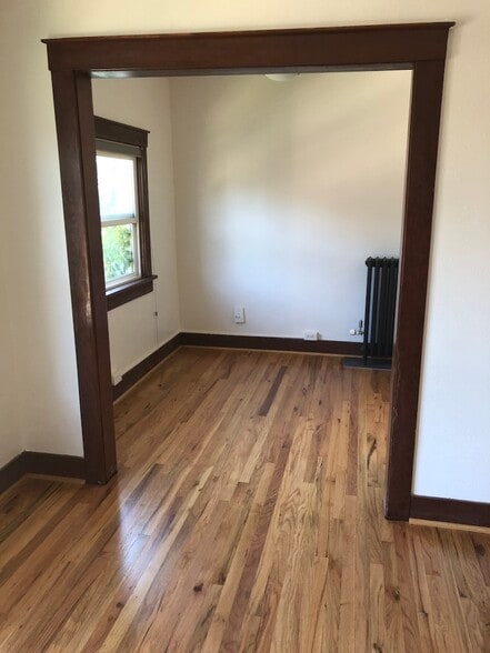 Building Photo - 513 Terry St