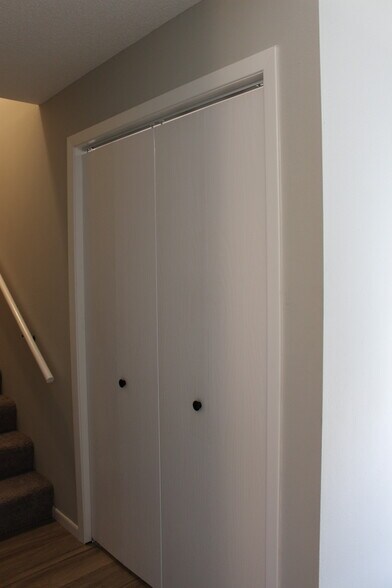 Entry / Coat Closet / Storage - 1061 Terrace Dr