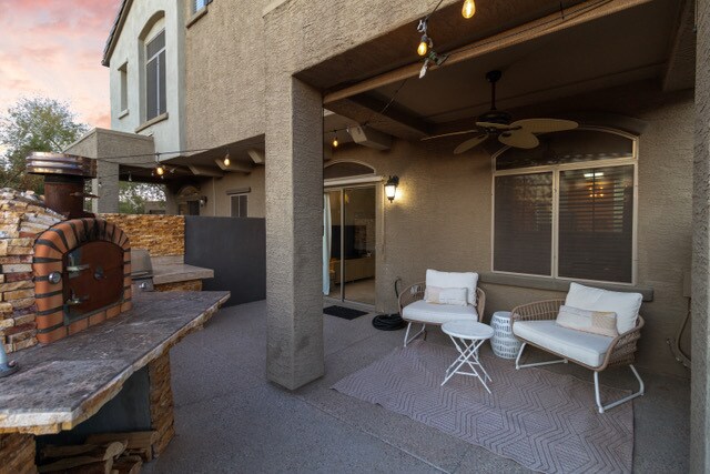 Building Photo - 470 N 168th Ln