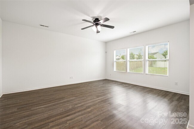 Building Photo - 10327 Snowbell Ct