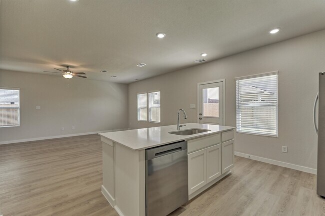 Building Photo - 282 Brazen Forest Trl