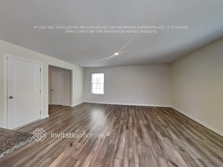 Building Photo - 5129 Cameron Cmns Pkwy