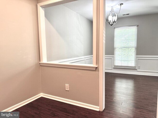Building Photo - 8141 Bayonet Way