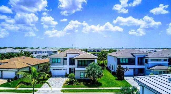 Building Photo - 17046 Wandering Wave Ave