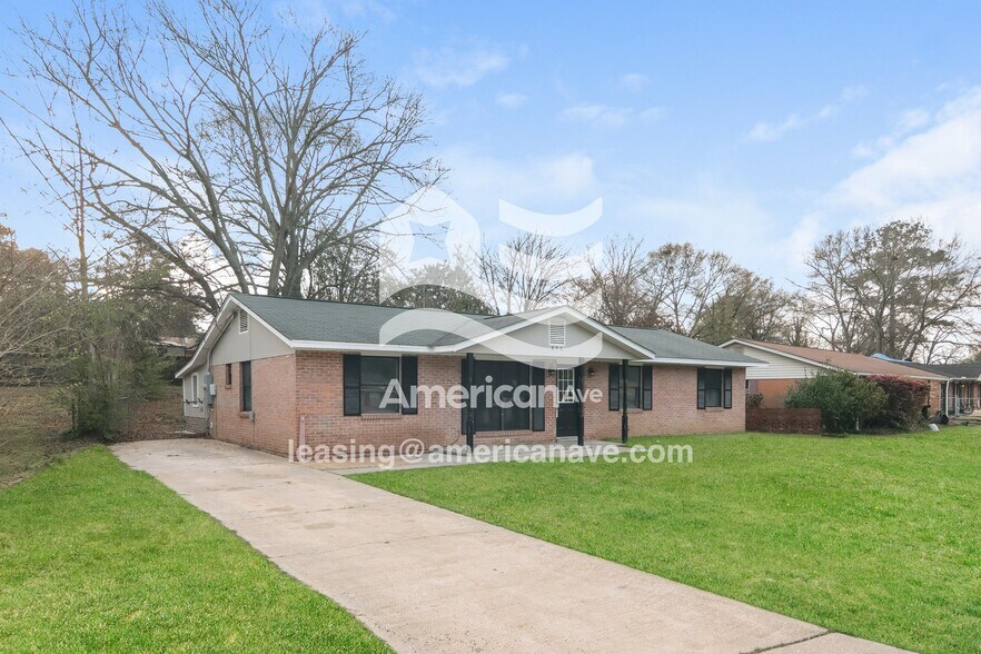 Building Photo - 856 Barklay Way