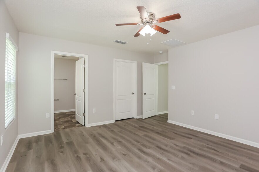 Building Photo - 75097 Morning Glen Ct