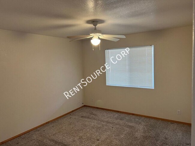 Building Photo - 3 Bedroom Home For Rent in Yermo Calico La...