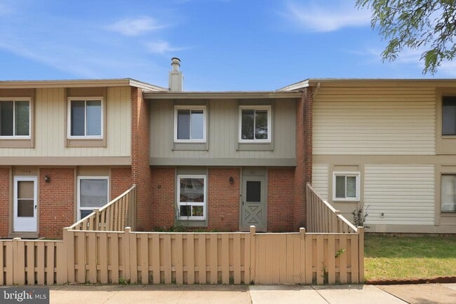 Building Photo - 1211 Springtide Pl