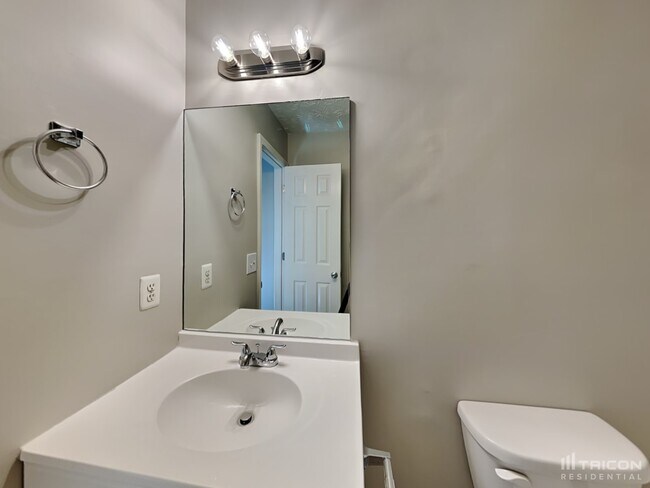 Building Photo - 281 Oak Vista Court Lawrenceville GA