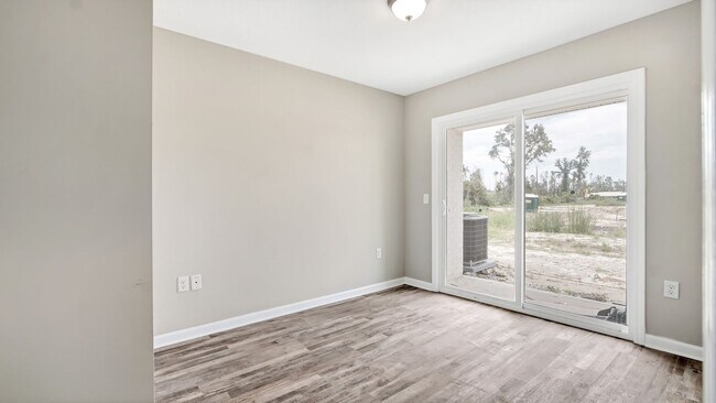 Building Photo - 2742 Largo Ave