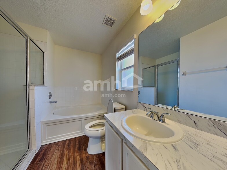 Building Photo - 4306 Reynolds Oaks Pl